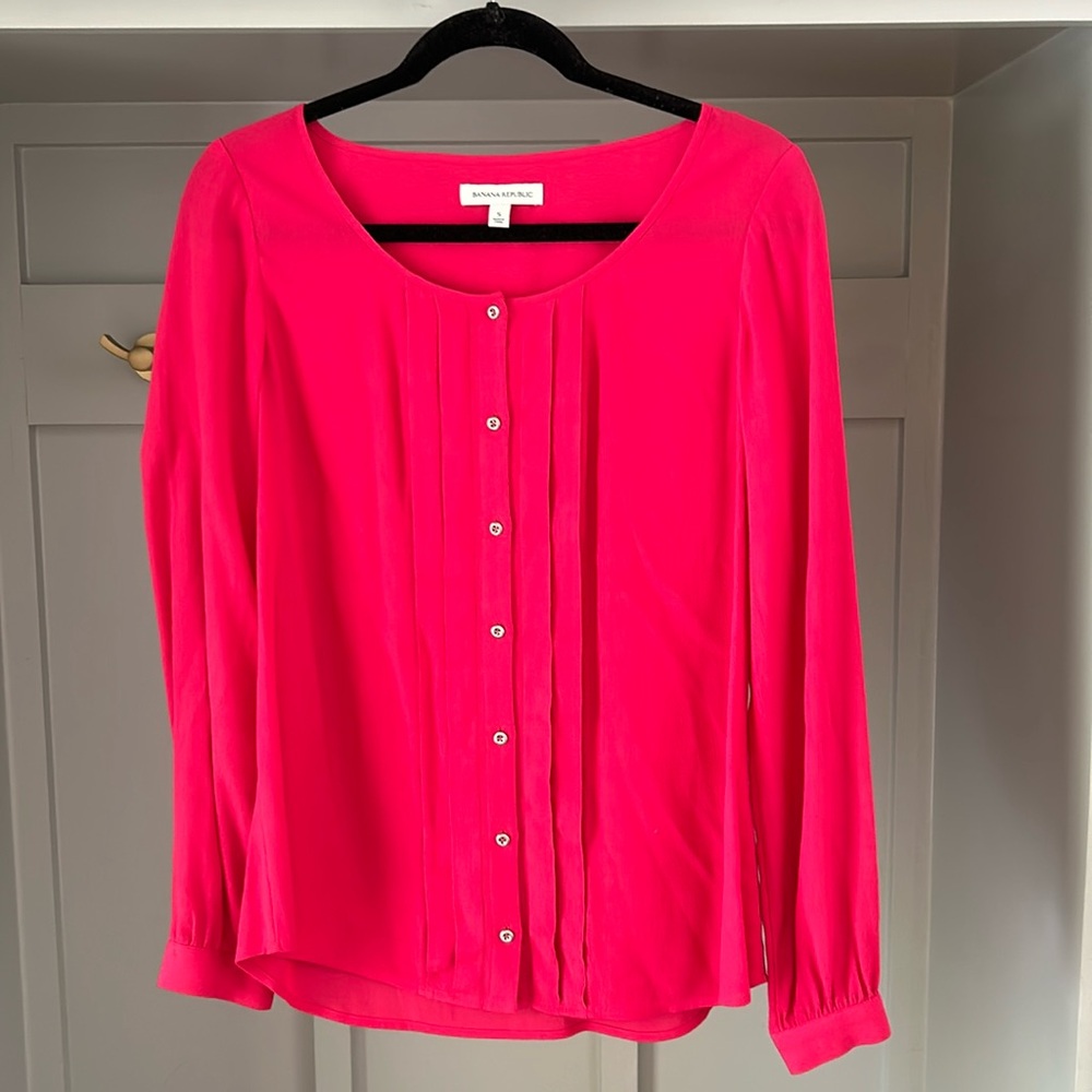 Banana Republic button down blouse
